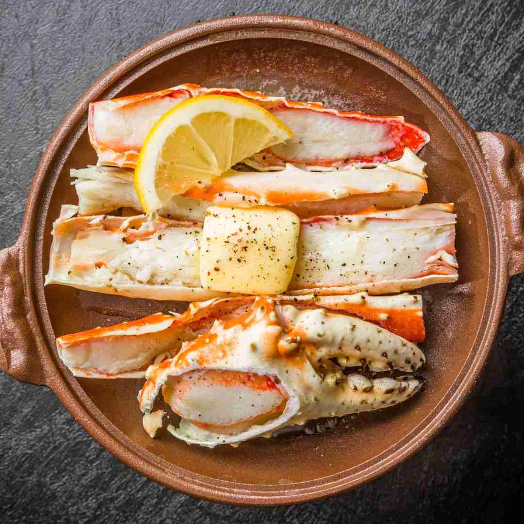 Golden / Red King Crab Leg Segments, Claws & Knuckles – 2 lbs